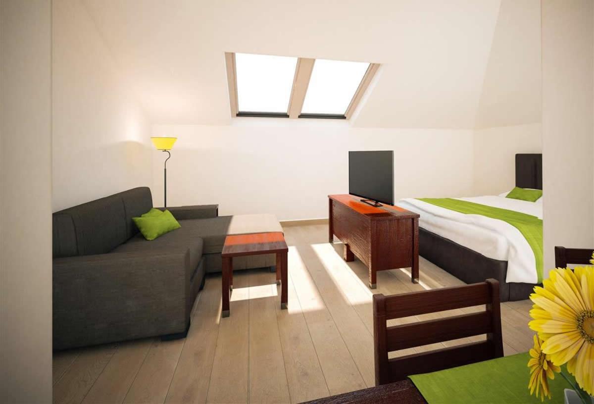 Mattone Aparthotel Lanzenkirchen Bagian luar foto