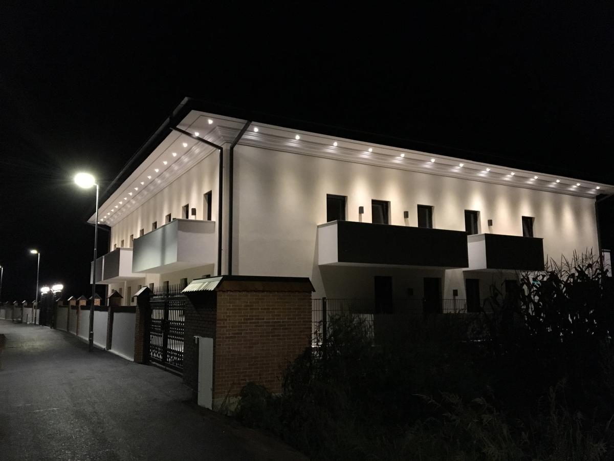 Mattone Aparthotel Lanzenkirchen Bagian luar foto