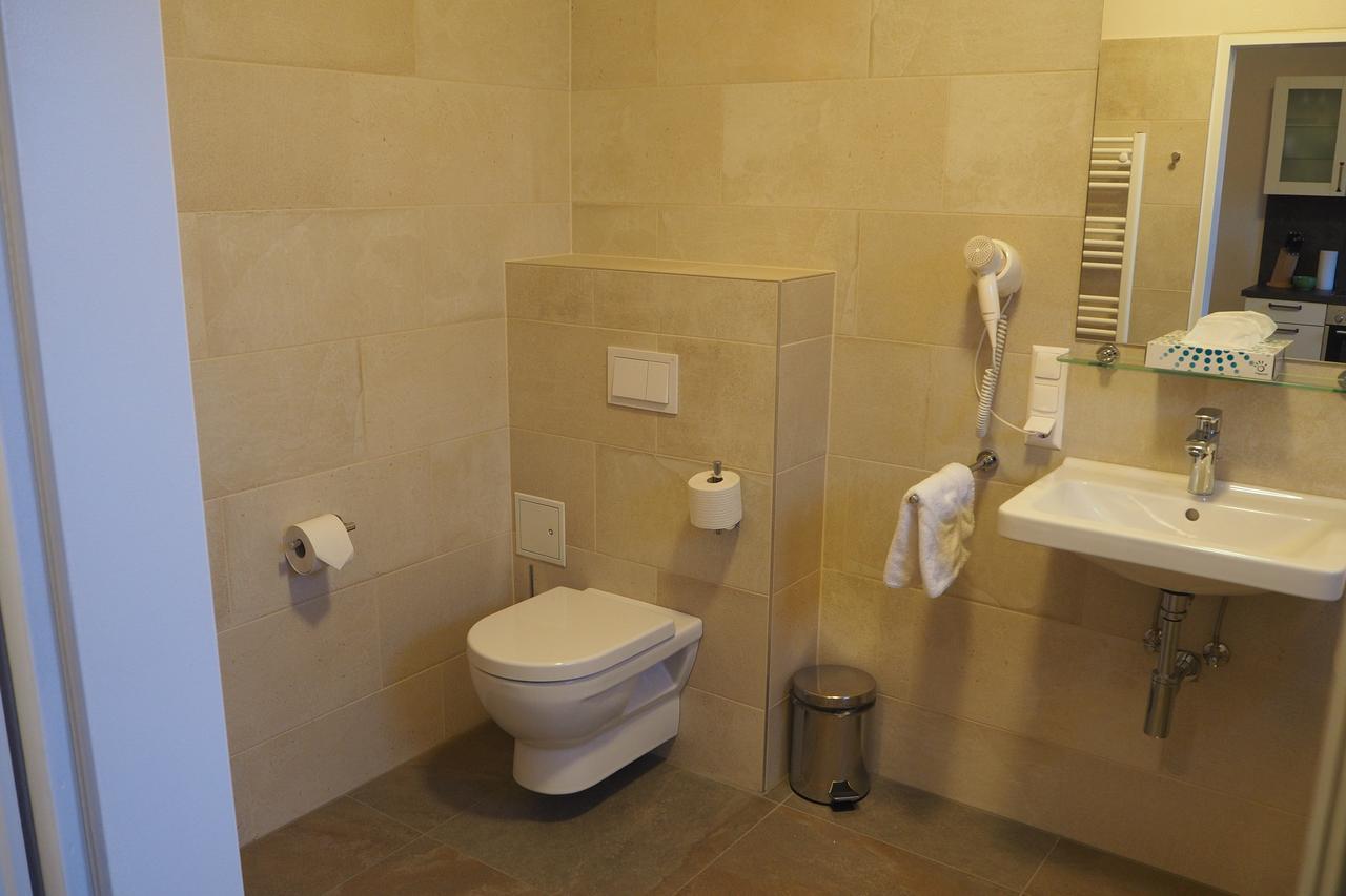 Mattone Aparthotel Lanzenkirchen Bagian luar foto