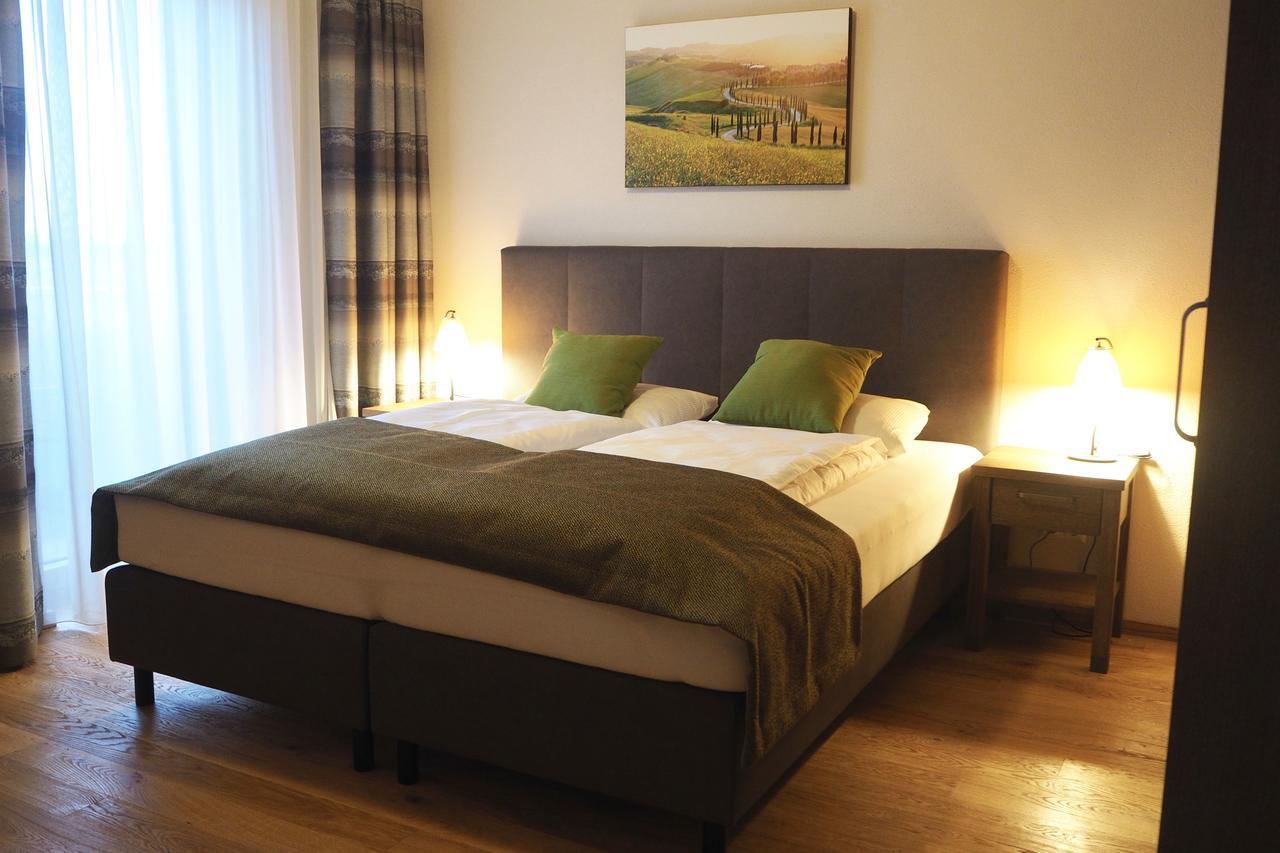 Mattone Aparthotel Lanzenkirchen Bagian luar foto