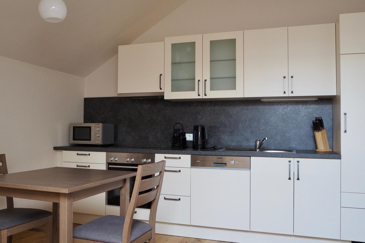 Mattone Aparthotel Lanzenkirchen Bagian luar foto